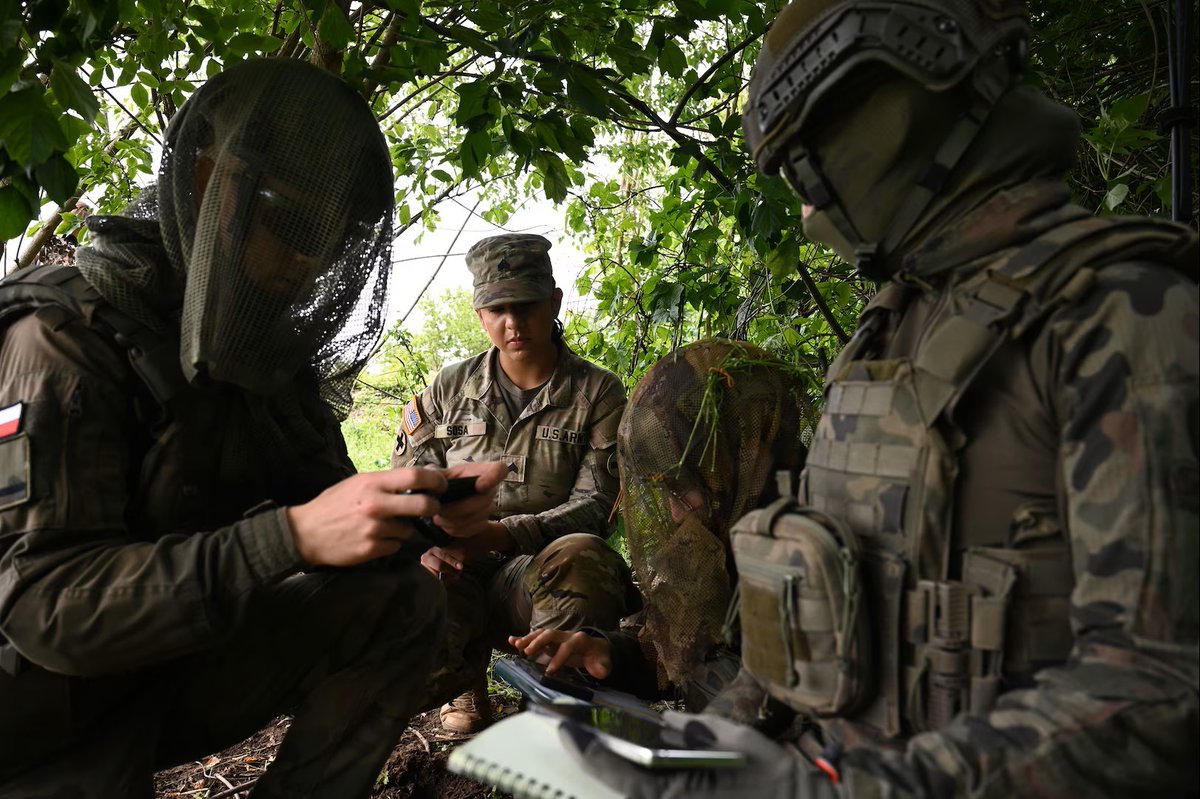 IL_Natl_Guard's tweet image. Soldiers from the Illinois Army National Guard's 33rd Infantry Brigade Combat Team conducted combat skills training with the Polish Territorial Defense Force this month in Torun, Poland.
nationalguard.mil/News/Article-V…
