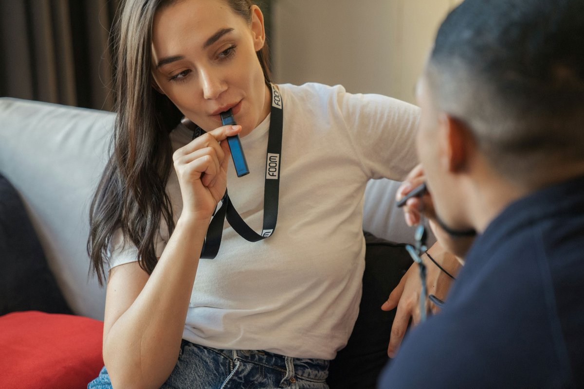 Many Iowa stores are still selling tobacco products to customers under the age of 21 despite federal regulations restricting those sales, according to a recent @UIowa study. uiowa.pulse.ly/9sbefvkcuu