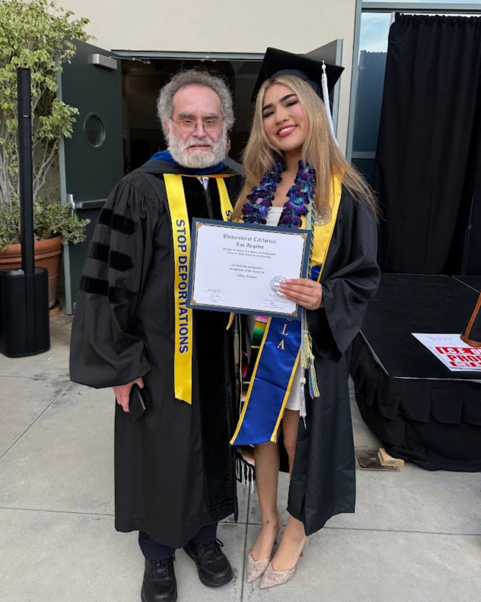 Building_Skills's tweet image. 🎓👏 Congratulations to Lisbeth Llamas, BSP’s Community Advancement Program Specialist, on her graduation from UCLA!

We’re so proud to see her walk the stage, joined by BSP Board Chair Janna Shadduck-Hernández and Board Member Victor Narro.

#bsp_ca