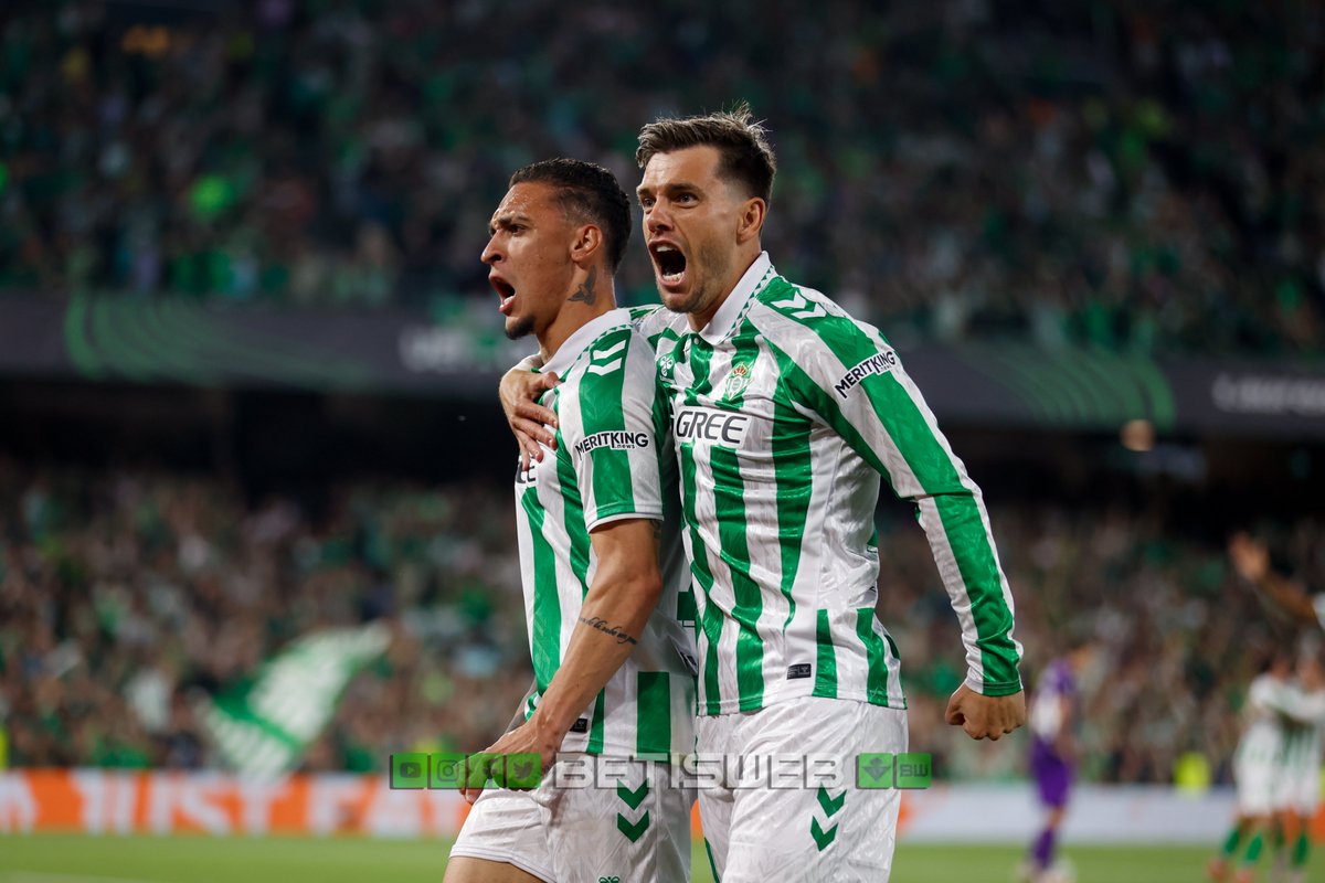 BETISWEB.com (@betisweb) on Twitter photo 📅 El Real Betis, expectante con el sorteo del calendario liguero
✍️<a href="/_luisnc_/">Luis Núñez</a> Aquí todos los detalles ⤵️
🔗 betisweb.com/web/el-real-be…
#Betis 💚 📅 El Real Betis, expectante con el sorteo del calendario liguero
✍️<a href="/_luisnc_/">Luis Núñez</a> Aquí todos los detalles ⤵️
🔗 betisweb.com/web/el-real-be…
#Betis 💚