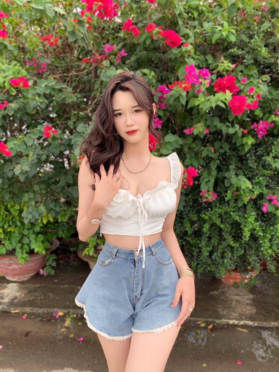 [21/04/2025 9:03 CH] +966 56 176 3342: للحصول على منزل أنيق ونظيف ، قم بإعداد خطة لتنظيف الأثاث وتصنيفه والحفاظ على عادات التنظيف العادية.🏭🪕🧾🍆💕😢🐞🏳