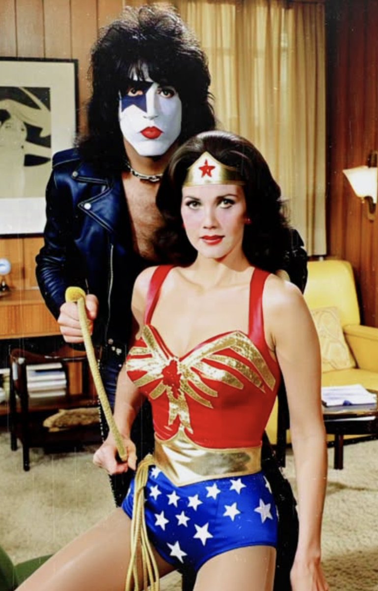 How did I miss this episode?! I have to track it down.....right now.