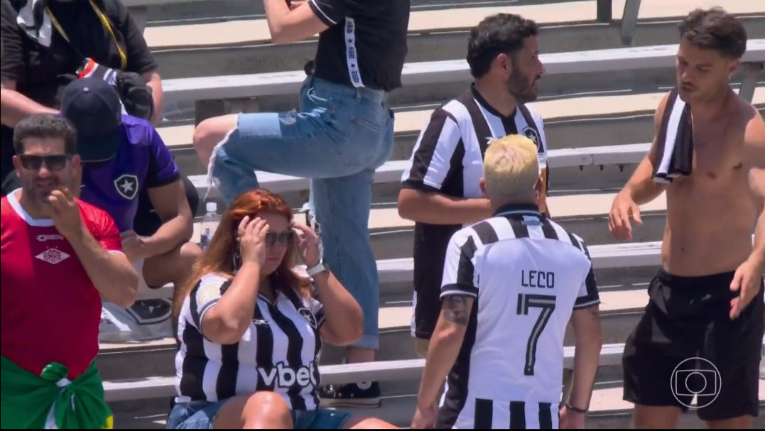 O cara com a camisa do BARÉ DE RORAIMA