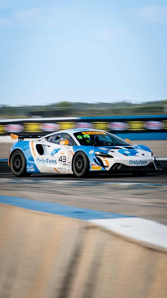 P1Groupe's tweet image. Coming in hot! 🔥4️⃣3️⃣🧡💙

Follow the Journey ➡️ Onlyfans.com/p1groupe

#onlyfans #onlyfansracing #motorsports #racing #omsrace #mclaren #mclarenorlando #mclarencustomerracing 
#gt4 #p1groupe