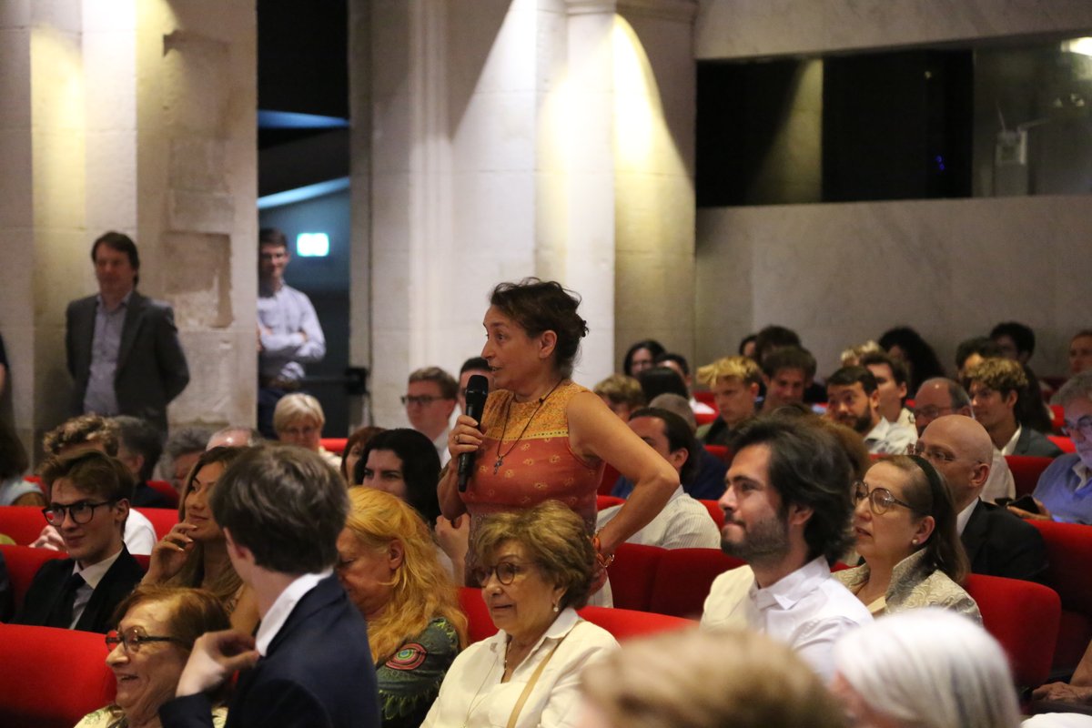 Les Républicains, Les Centristes - Demain Paris ! (@grpedemainparis) on Twitter photo Beaucoup de monde ce soir autour de <a href="/fszpiner/">Francis Szpiner</a> et des élus du groupe. Les Parisiens sont nombreux à vouloir tourner la page de 25 ans de gestion socialiste et préparer le Paris de demain ! Beaucoup de monde ce soir autour de <a href="/fszpiner/">Francis Szpiner</a> et des élus du groupe. Les Parisiens sont nombreux à vouloir tourner la page de 25 ans de gestion socialiste et préparer le Paris de demain !