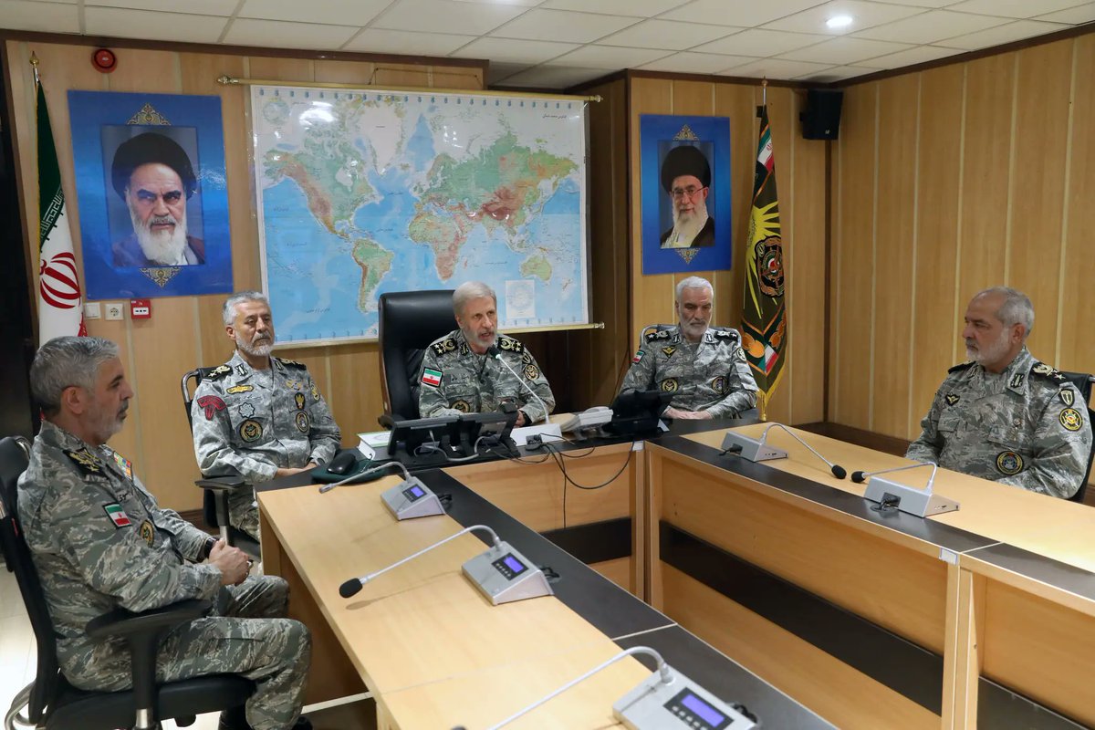 Iran put out this picture to scare us - their commanders meeting in their situation room - but it looks so pathetic.  4 military chiefs left meeting in a broken down, cheap, plywood basement with 1970s furniture and equipment: