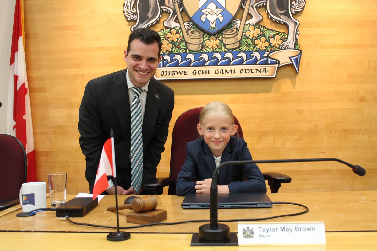 Our Mayor for a Day, Taylor May Brown, did a fantastic job opening tonight's City Council meeting - congratulations to Taylor, along with our honourable mentions Scarlett Douglas, Jax O’Hara and Charlotte Mackenzie!
