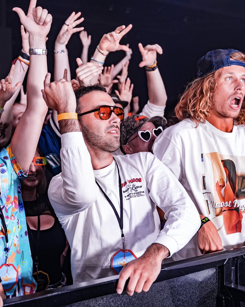 Take us back to this night of bootieful chaos 🥲