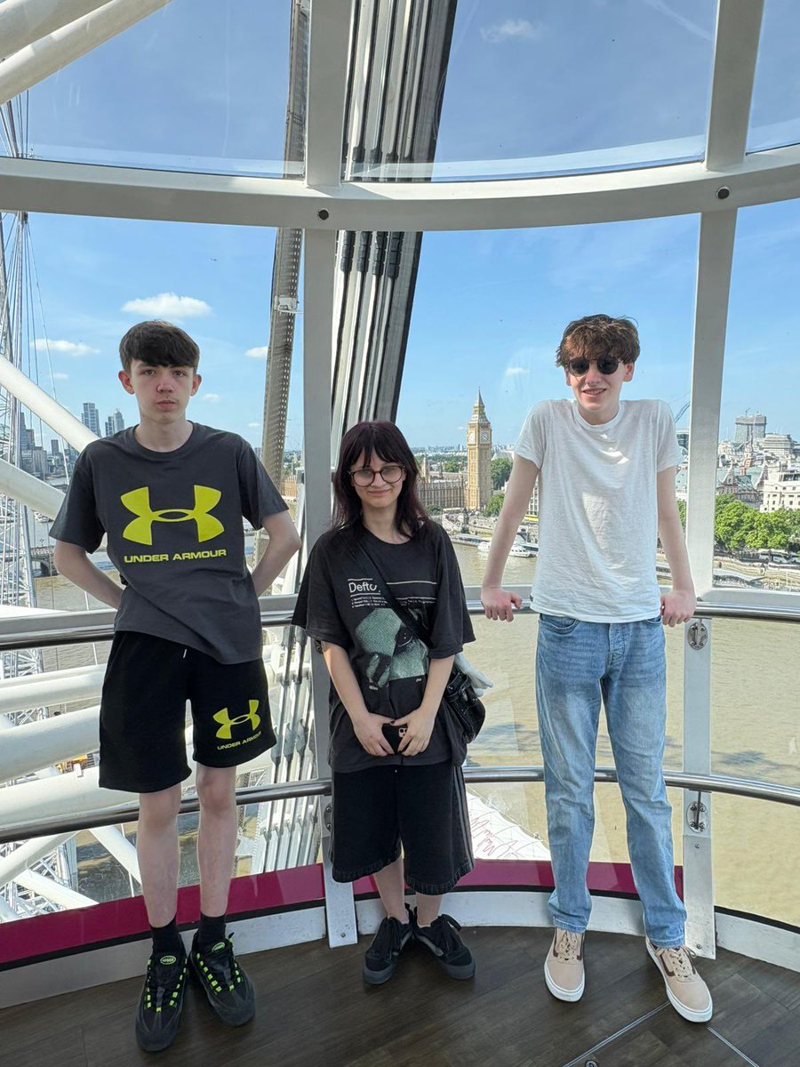 Miss Dunn tweet media