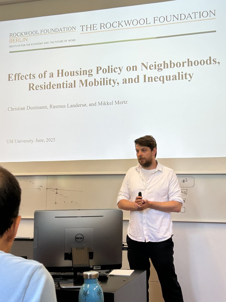 USI Lugano - Department of Economics (@usi_idep) on Twitter photo Mikkel Mertz (<a href="/RockwoolFonden/">ROCKWOOL Fonden</a>) presented “Effects of a Housing Policy on Neighborhoods, Residential Mobility & Inequality”.
With C. Dustmann (<a href="/EconUCL/">UCL Economics</a>) & R. Landersø (Rockwool), he finds that private coop ownership attracted affluent residents but widened inequality across areas. Mikkel Mertz (<a href="/RockwoolFonden/">ROCKWOOL Fonden</a>) presented “Effects of a Housing Policy on Neighborhoods, Residential Mobility & Inequality”.
With C. Dustmann (<a href="/EconUCL/">UCL Economics</a>) & R. Landersø (Rockwool), he finds that private coop ownership attracted affluent residents but widened inequality across areas.
