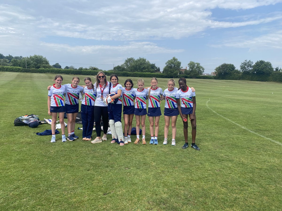 The last match of the season for the U13 girls. Well done on a great win.