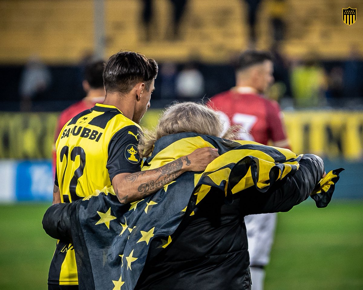 OficialCAP's tweet photo. Un recuerdo para toda la vida 🥹

¡Feliz día para estos abuelos Carboneros! https://t.co/NJMKyKf0Zg