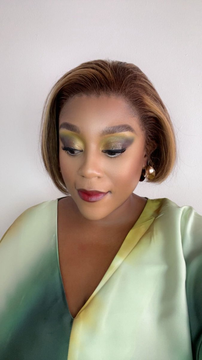 VollashA's tweet photo. Durban July Full Glam Makeup &amp; Wig Install hotel call out bookings📱0736742638 call/whatsapp #durbanjulymakeupartist #durbanjulyweekend #marvelsofmzansi #hollywoodbetsdurbanjuly #travelingmakeupartist #Durban #glammakeup #wiginstall #styling #シviral #fyp #fypviraltwitter #fypシ https://t.co/VzKCN5iOkM