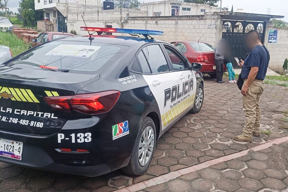#TlaxCapital
👮🚓SSC y Policía de Tlaxcala atienden reporte de robo en la colonia La Joya
El afectado habría sido sorprendido esta mañana en su negocio de venta de vehículos
lineadecontraste.com/ssc-y-policia-…
#lineadecontraste