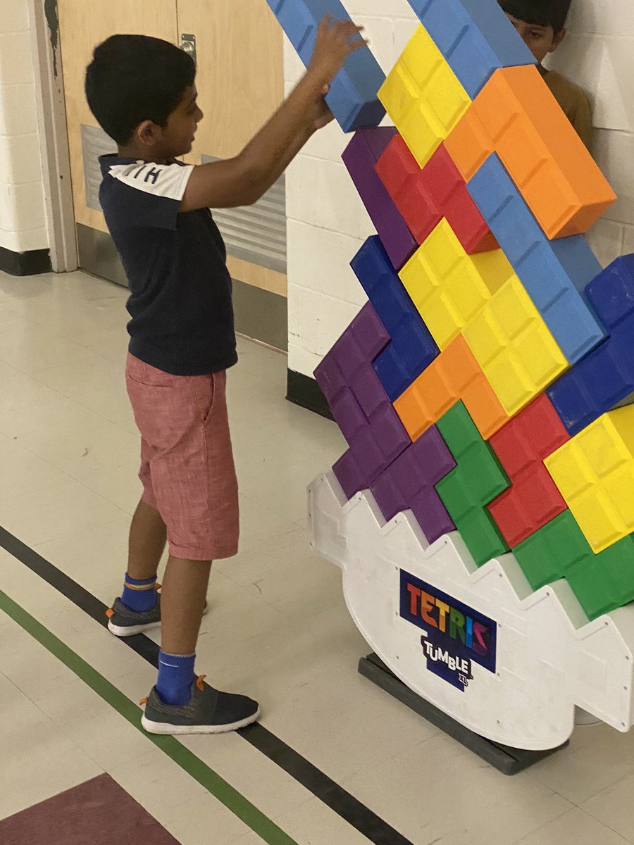 Move100Ottawa's tweet photo. 🌟Come celebrate with us at St Rose of Lima school!
Live at 50 Bayshore Dr, Nepean until 6pm- music and fun for all ages!
Bring your family and friends to make some great memories💙
#StRoseStrong https://t.co/zNP6on5YsM