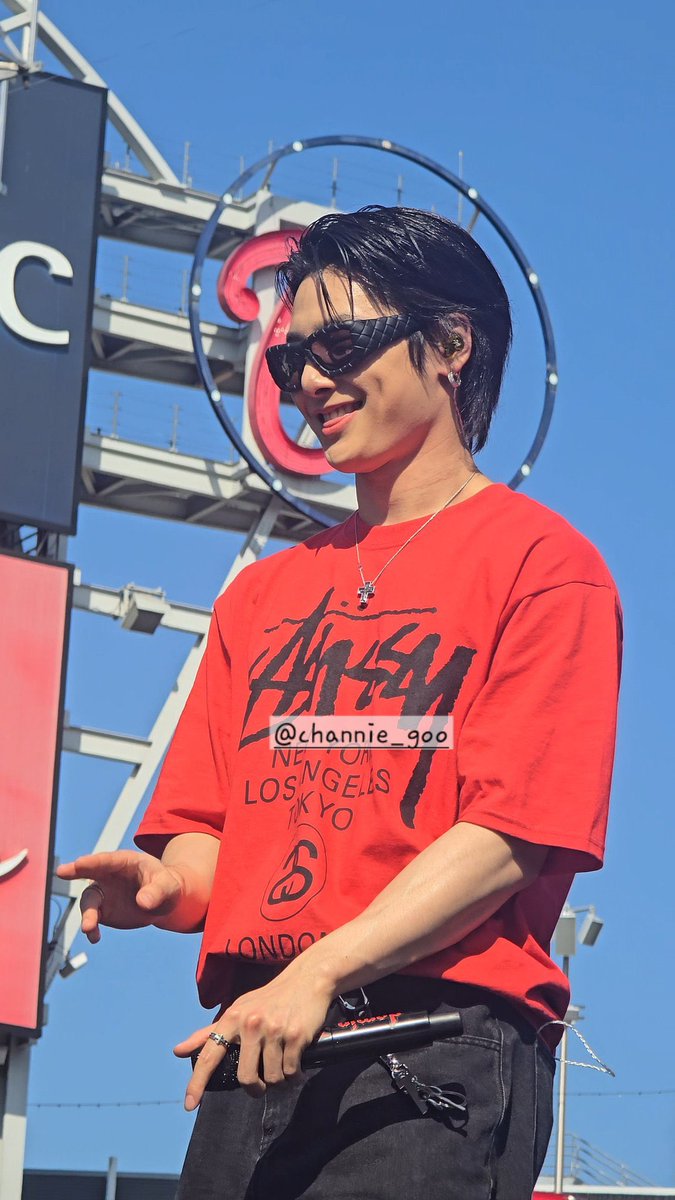 dailyinnieluv's tweet image. I.N AT SOUNDCHECK