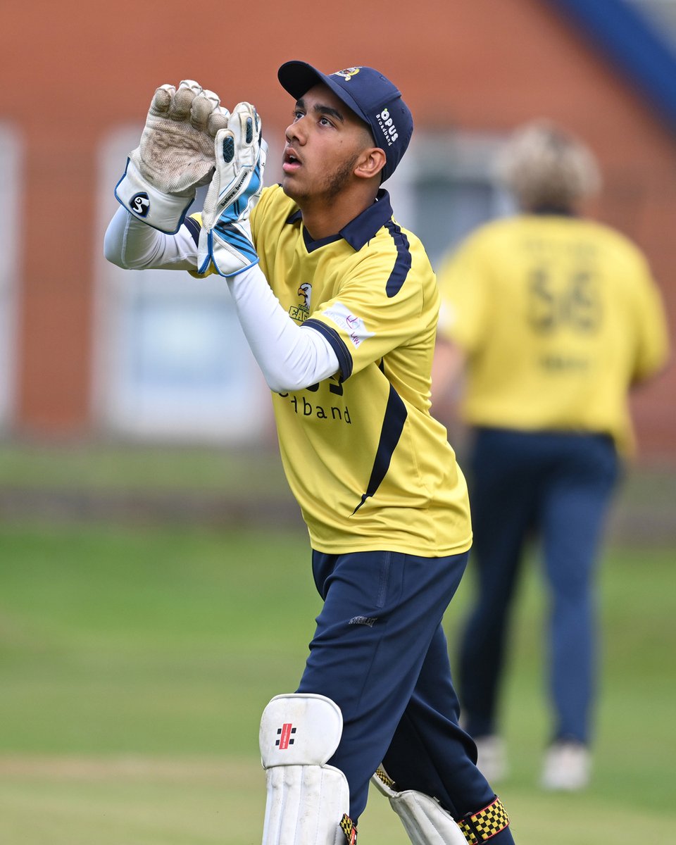 🧤 Safe hands behind the stumps!
Young wicketkeeper Yusuf Pardesi has come on leaps and bounds this season. Sharp with the gloves, calm under pressure, and growing with every game. A bright future ahead! 💙💛