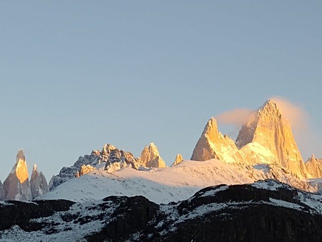 Damian Pablo Ballester (@dpballester) on Twitter photo Invierno, El Chalten, Santa Cruz Patagonia Andina 🇦🇷. "Un sueño guía mis pasos, libre de Ataduras las Alas se Elevaron, queda más día por Amanecer" 📷 DPB <a href="/JoseMariAzpiazu/">Jose Mari Azpiazu</a> <a href="/RespiraArg/">RESPIRAARGENTINA</a> <a href="/Imagen_Arg/">Argentina en Imágenes 🇦🇷</a> <a href="/turisargentina/">Red Turismo Argentina</a> <a href="/HombreMontana/">EL🐑HOMBRE #MONTAÑA</a> #ApotecaDelSur Invierno, El Chalten, Santa Cruz Patagonia Andina 🇦🇷. "Un sueño guía mis pasos, libre de Ataduras las Alas se Elevaron, queda más día por Amanecer" 📷 DPB <a href="/JoseMariAzpiazu/">Jose Mari Azpiazu</a> <a href="/RespiraArg/">RESPIRAARGENTINA</a> <a href="/Imagen_Arg/">Argentina en Imágenes 🇦🇷</a> <a href="/turisargentina/">Red Turismo Argentina</a> <a href="/HombreMontana/">EL🐑HOMBRE #MONTAÑA</a> #ApotecaDelSur