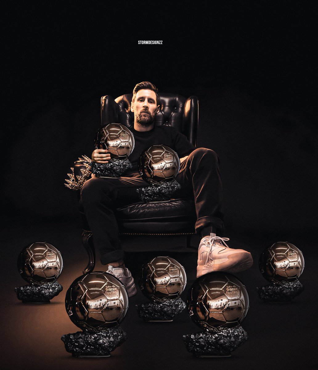 🚨 اليوم يُكمل الاسطورة ليونيل ميسي 38 عام 🚨👑

ومتأكد سوا كنت مُحب له او غير مُحب في داخلك نظرة اخرى لـ ليو احد اعظم اساطير اللعبة عبر التاريخ بلا منازع ولا نقاش..

شخصيًا لست برشلوني ولست من عشاق ميسي وشبيحته ولكن نظرتي لميسي اختلفت كثيرًا خصوصًا بعد اصراره على تحقيق حلم شعب