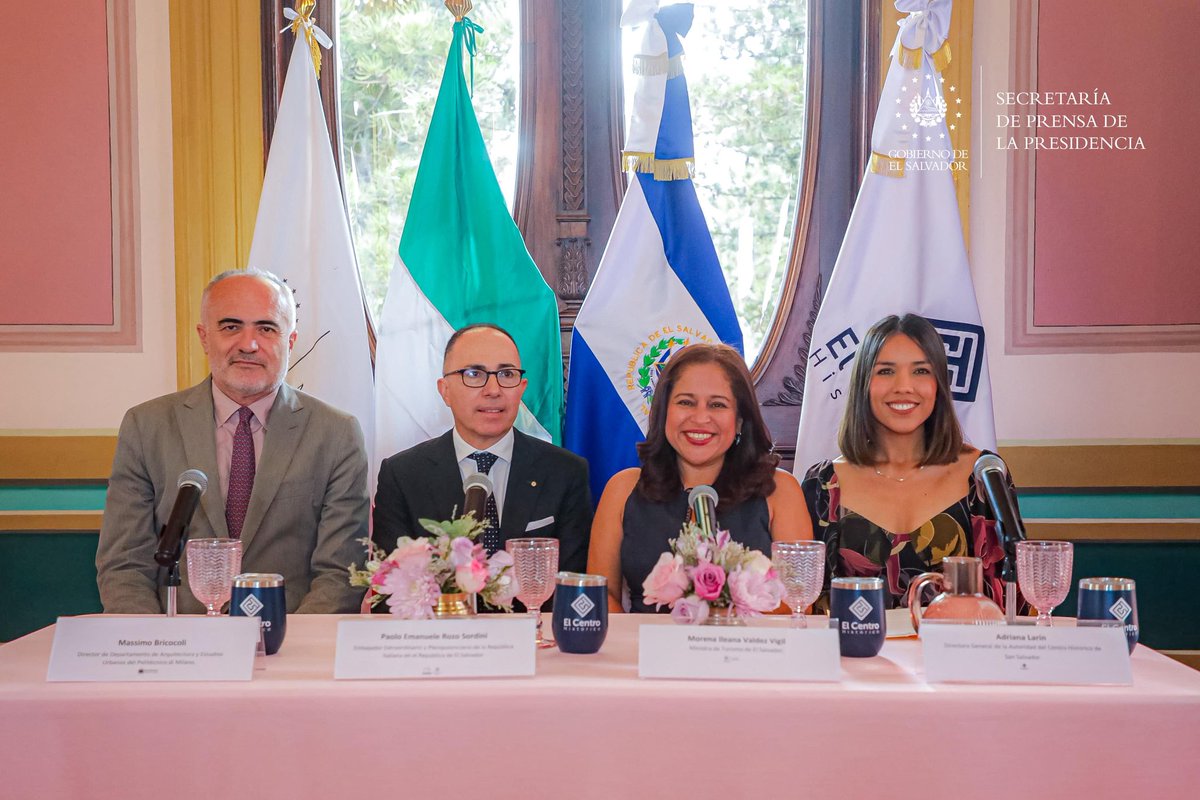 #CentroHistórico | El Gobierno del Presidente <a href="/nayibbukele/">Nayib Bukele</a> enfoca sus esfuerzos en devolverle a la población los diferentes espacios públicos revitalizados y remozados para que puedan realizar actividades de sano esparcimiento en lugares dignos. 

A su vez se ejecutan acciones