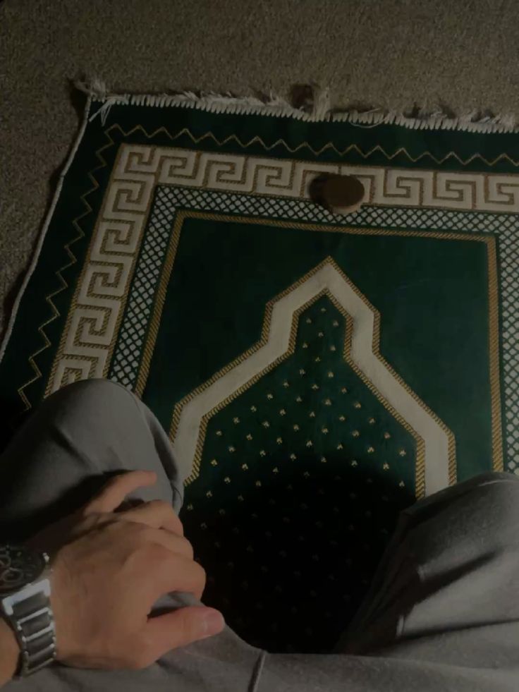 Her anımızı kıbleye dönük bir yürekle yaşayabilmek nasip olsun inşallah.