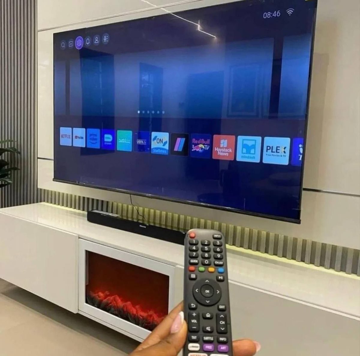 Osunindigenous1's tweet photo. Synix 55' Android Tv
Going for 400k a month used https://t.co/gP541BTeLc