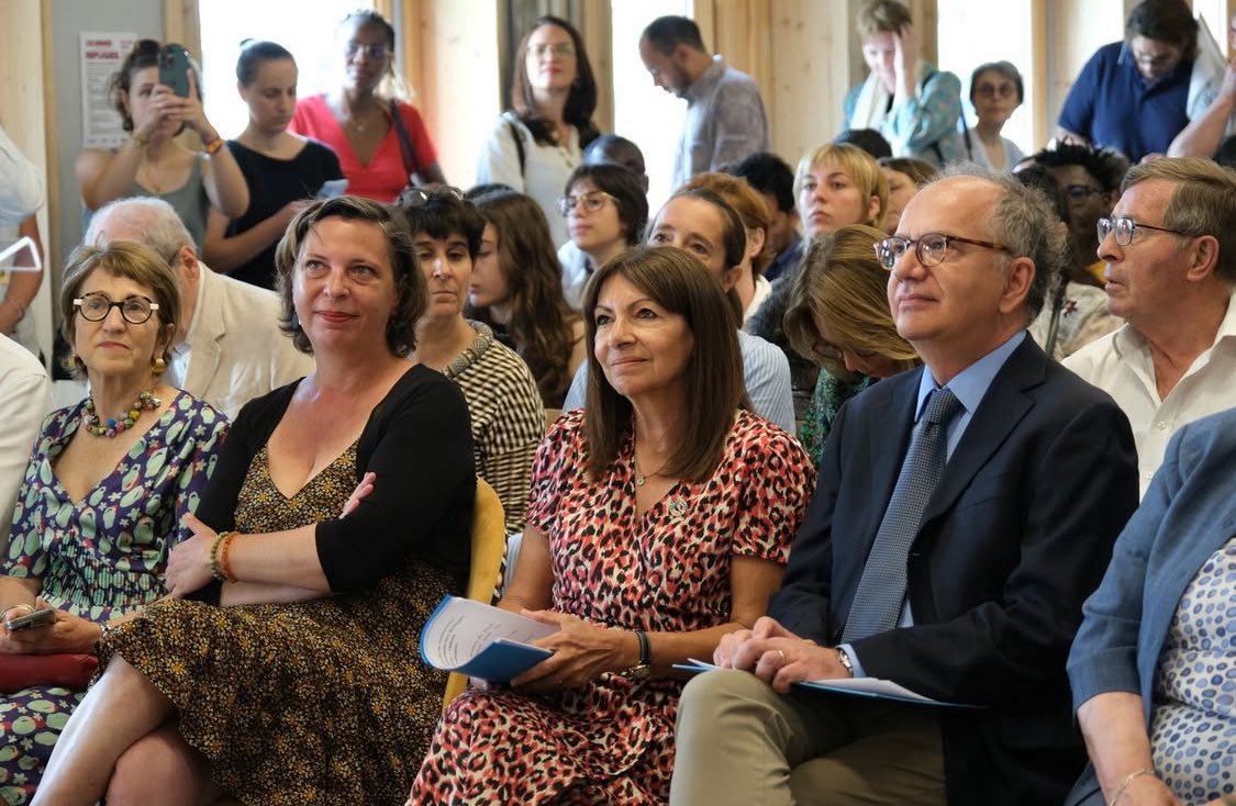 Rodly_Saintine's tweet photo. J’étais très honoré d’animer la table ronde : «  Paris, ville refuge » à l’occasion de la journée mondiale des réfugiés, organisée par la Mairie de Paris, SINGA, UNHCR- France, la Maison des réfugiés et autres. https://t.co/oBnO4SGAiR
