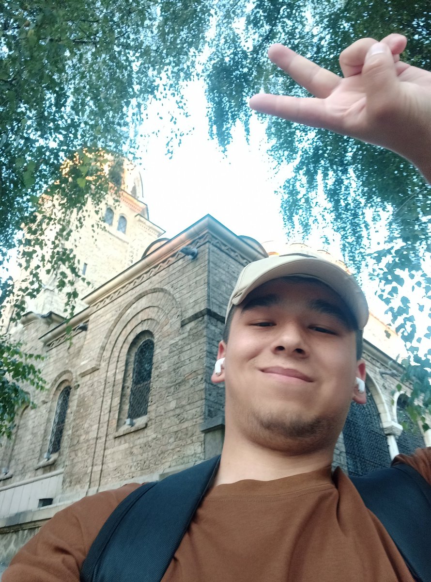 Sofiya ham chiroyli ekan . Istanbuldan keyin ikkinchi goʻzal shahar .