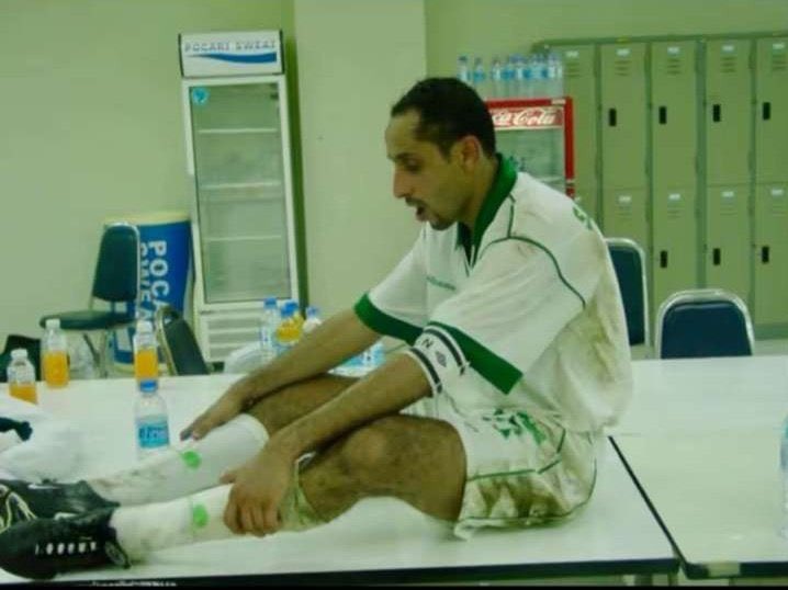 KARMEEELO's tweet photo. @hasanalnaqour السنتورة، أهدافه في تاريخ الدوري السعودي لا يتجاوز أهداف السهلاوي الرأسية فقط ولكن اعلام الهلال يجعل من السنتورة أسطورة https://t.co/udnPi5JaLo