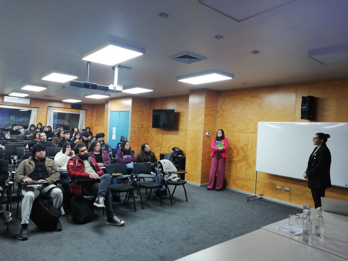 Facea UACh (@faceauach) on Twitter photo En el marco del Taller de Empresas y Entorno Profesional, en Facea <a href="/UAustraldeChile/">Universidad Austral de Chile</a> hoy se realiza la charla "El rol y desafíos de la Auditoría en la actualidad" a cargo de un equipo de KPMG Chile. En el marco del Taller de Empresas y Entorno Profesional, en Facea <a href="/UAustraldeChile/">Universidad Austral de Chile</a> hoy se realiza la charla "El rol y desafíos de la Auditoría en la actualidad" a cargo de un equipo de KPMG Chile.