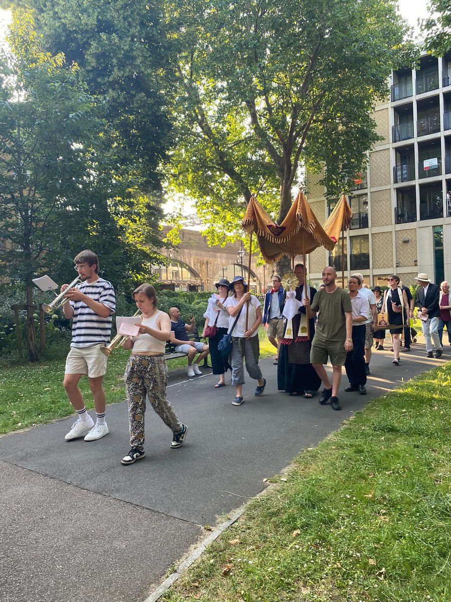 The sun came out for our feast of Corpus Christi parade with our friends and neighbours <a href="/stmatthewsbg/">St Matthew's Bethnal Green</a>  What a great day! <a href="/StepneyLives/">StepneyLives</a>