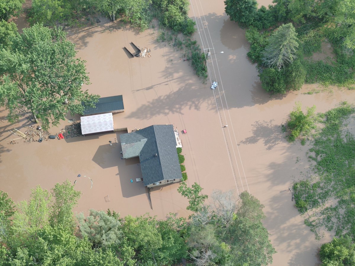 UPDATE: Storm Restoration Efforts

Our team of over 2,500 skilled workers continue to work around the clock to restore power to customers affected by the severe storms and confirmed tornado in the Mohawk Valley and Northern New York.

As of 5 p.m. today, we've restored power to