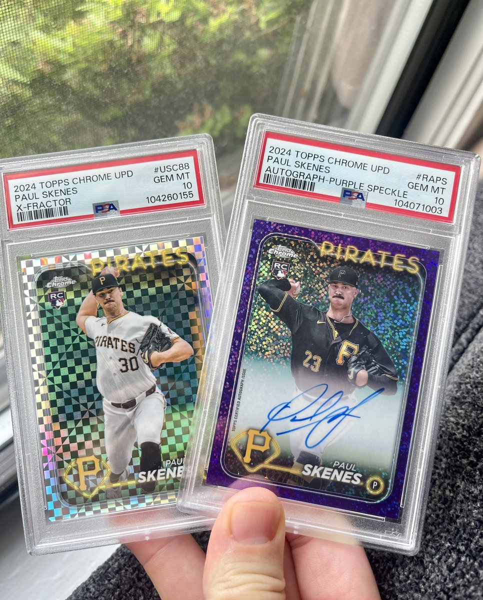 GIVEAWAY TIME 🎉 

rules - must drop a follow + like and retweet

Win skenes xfractor if you predict his stat line for his next start (innings, hits, walks, earned runs, k’s). Win BOTH if you get his stat line correct and the opposing pitcher Misiorowski’s correct

Best of luck