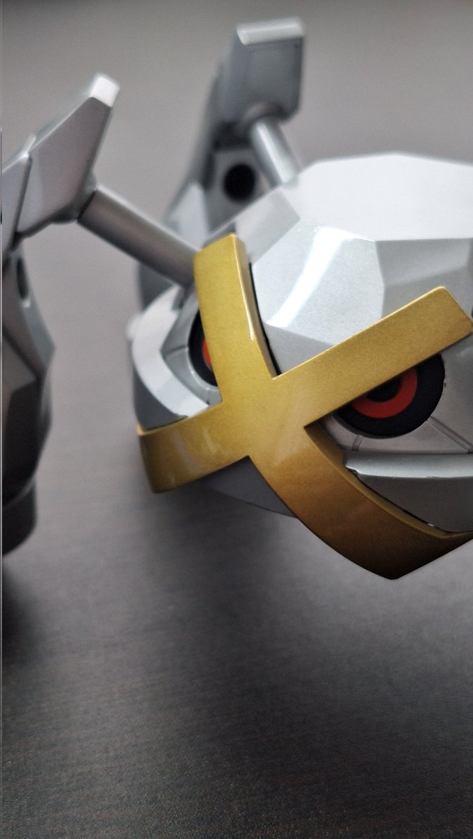 takezou2955's tweet image. 色替え制作依頼のポケモンプラモデルのメタグロス完成です。
納品も終え、予想以上の出来に喜んで頂きました。
という事で、Mission Complete!