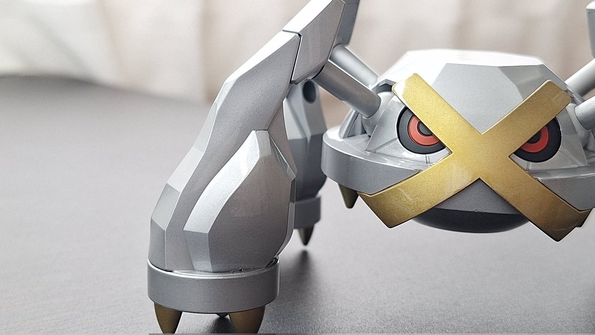 takezou2955's tweet image. 色替え制作依頼のポケモンプラモデルのメタグロス完成です。
納品も終え、予想以上の出来に喜んで頂きました。
という事で、Mission Complete!