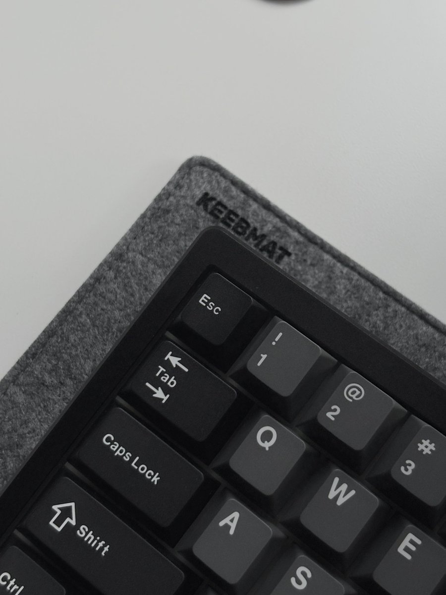Keebmat 👀