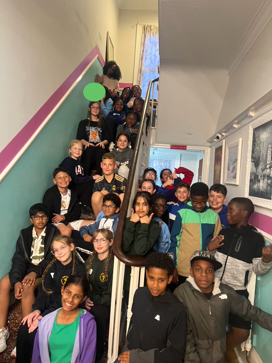 What a lovely end to the day - a twilight play in Pannett Park then back to the hotel for hot chocolate, cookies and an end of the day reflection.