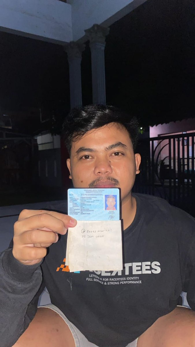 I_amchy's tweet photo. Hati hati teman teman, walaupun pakai rekber terpercaya. Selama yang punya akun ini memiliki bukti top up dan berjanji akan refull. Itu tidak akan menjamin keamanan akun, baru 1 jam beli langsung di hb sama orang ini. terimakasih kepada pihak rozezmarket yang telah membantu https://t.co/VQWfonkLSR