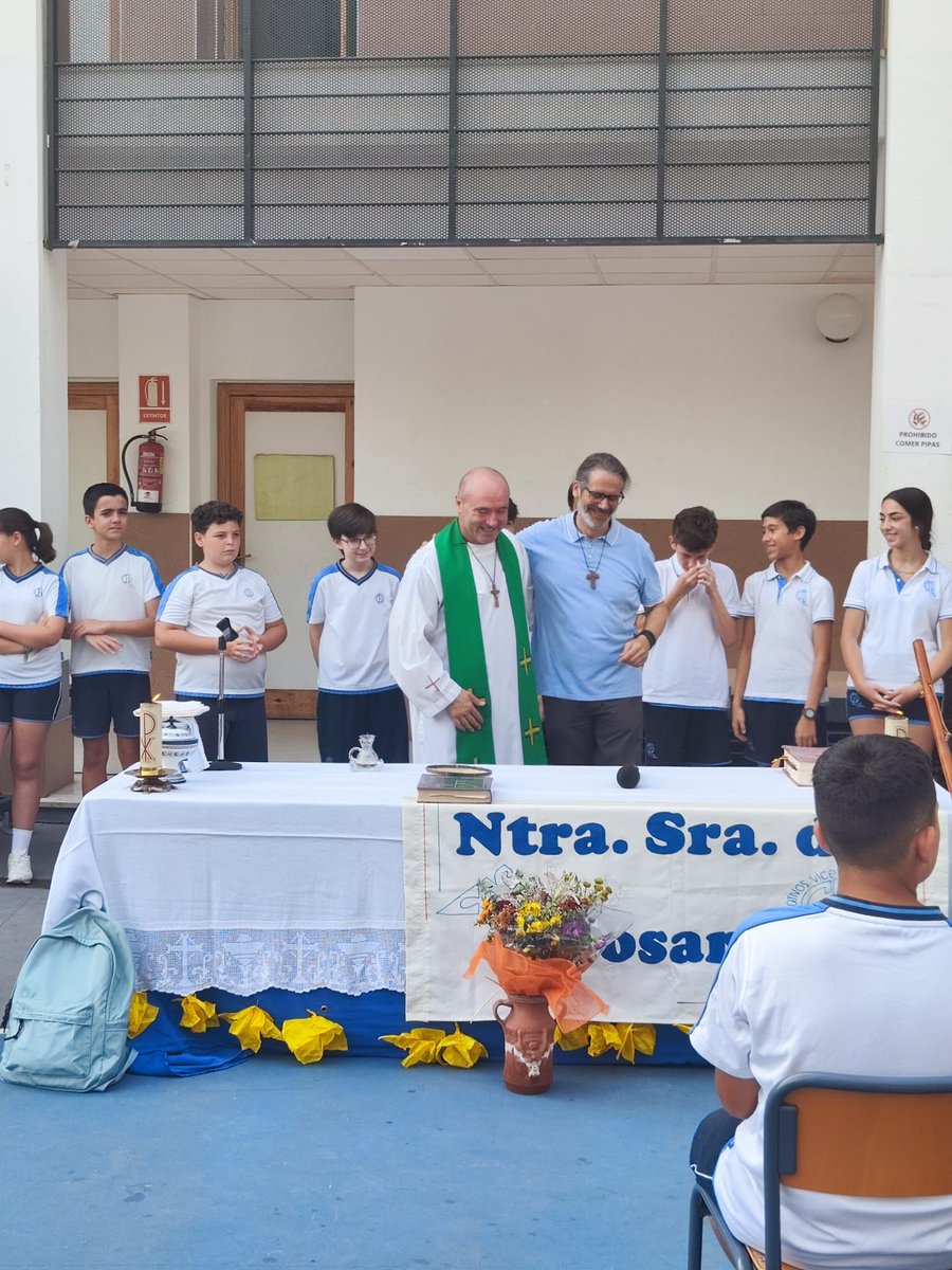 Este lunes, en la celebración de final de curso del Colegio Nuestra Señora del Rosario de Sevilla, han sido enviados a la Misión de Barra Patuca #Honduras, Luis Ángel Valdivielso y el P. José Luis Castillo, CM.