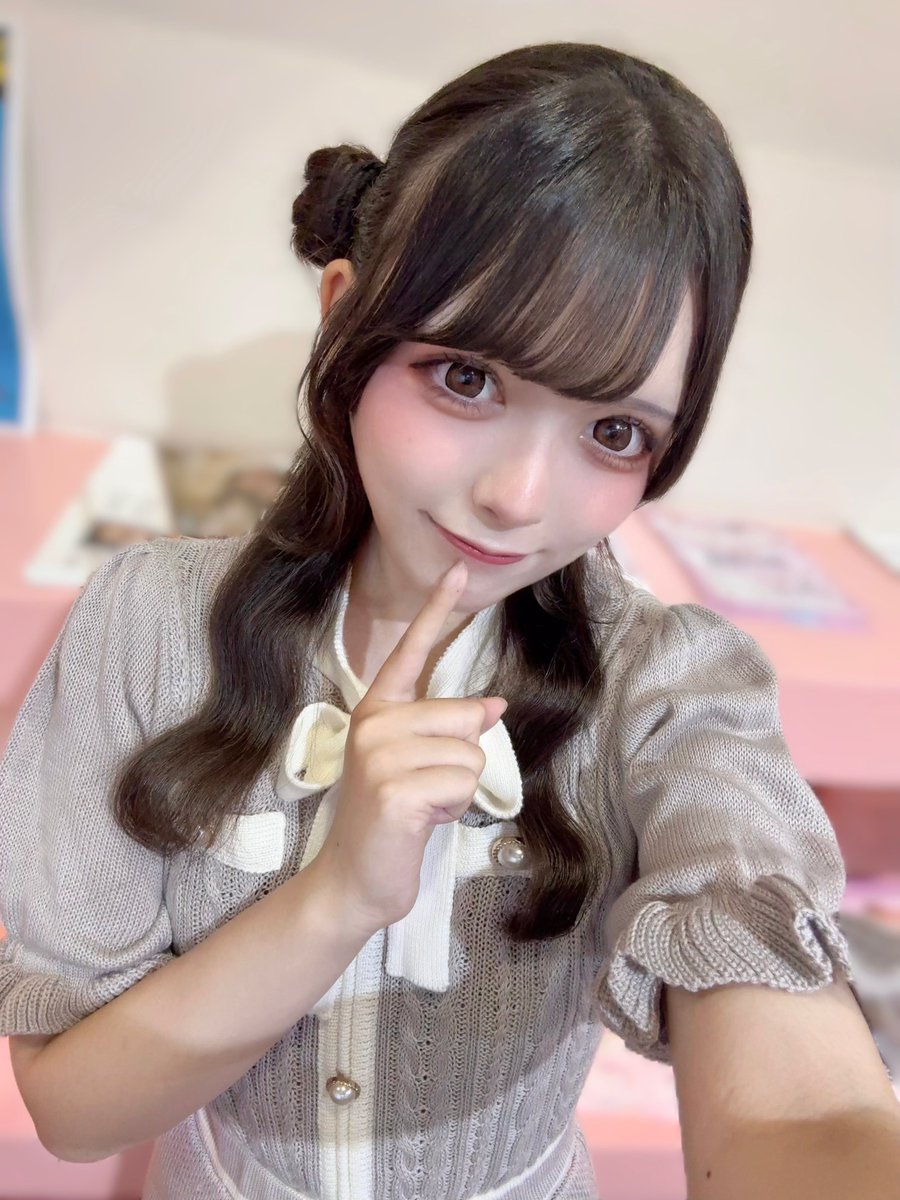 おはよう♡
昨日は平日チェキ会ありがとうございました💘会いに来てくれてありがとう(ᐡ•͈ ·̫ •͈ᐡ )🌟くるみちゃんヘアしてみたよ🥹💞