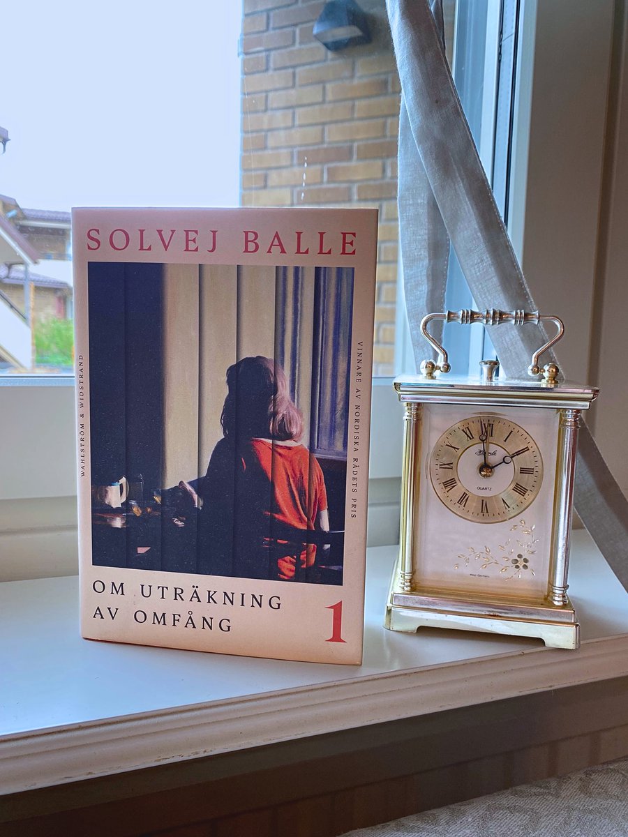 ⏰ Jag har recenserat Om uträkning av omfång av Solvej Balle. Otroligt välskriven bok! Har du läst? #böcker 

instagram.com/share/BAJK5ihk…
