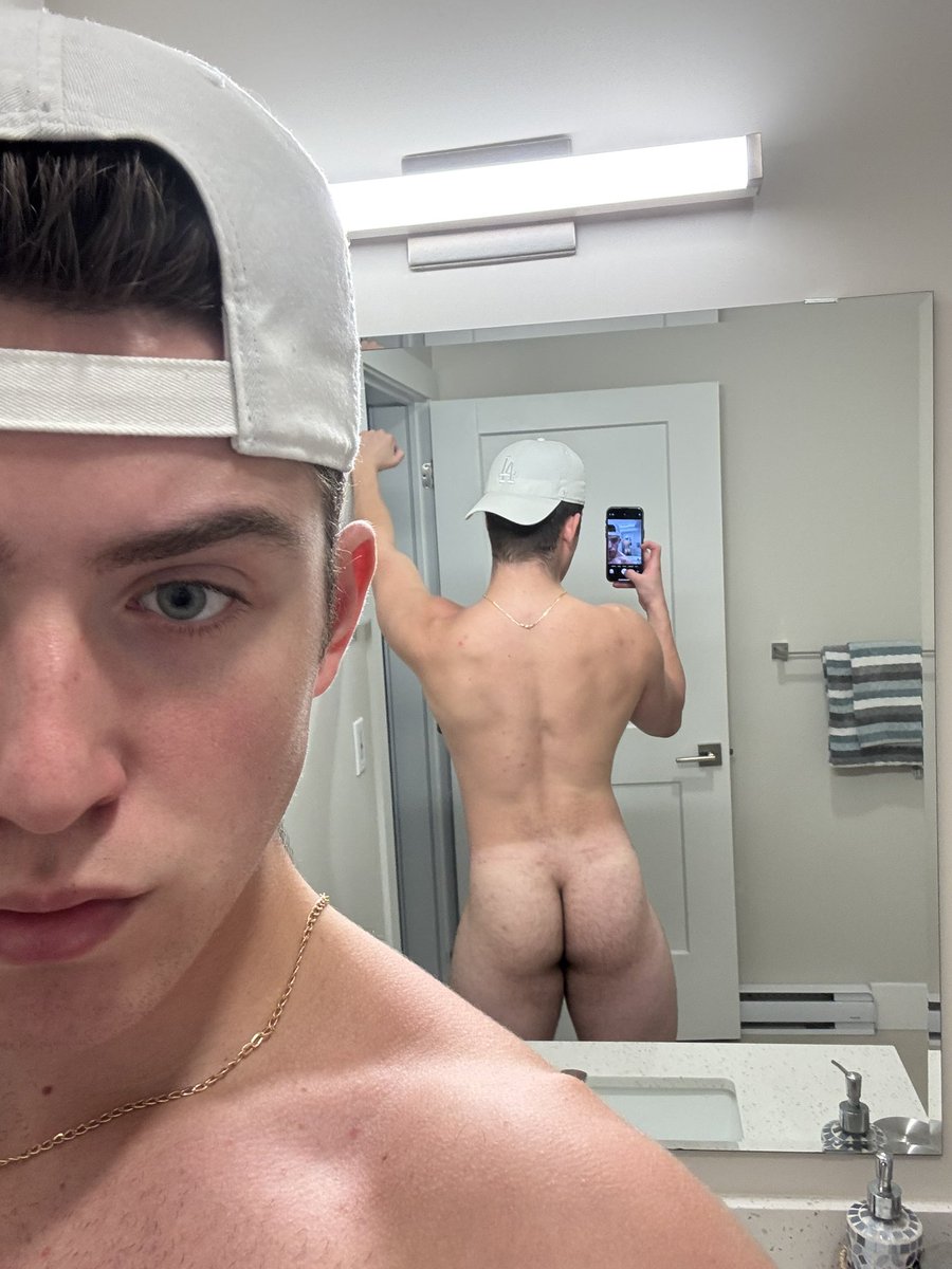 Retweet if you need my 🍑 
65% off sale now⬇️
onlyfans.com/shrededboi69