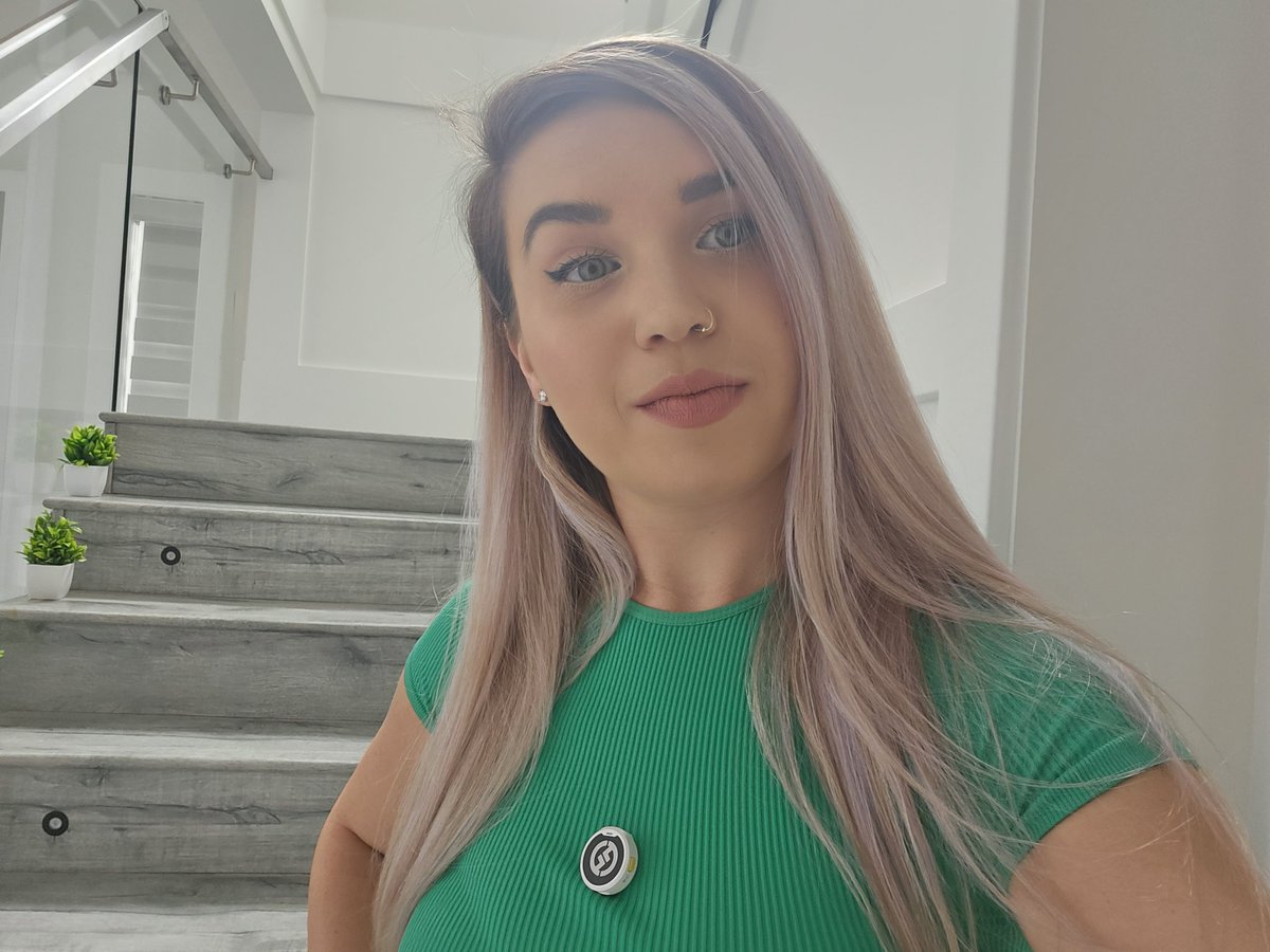 Filming a vlog on "Should you become a software developer in 2025?"

Any questions?? Post them below 👇