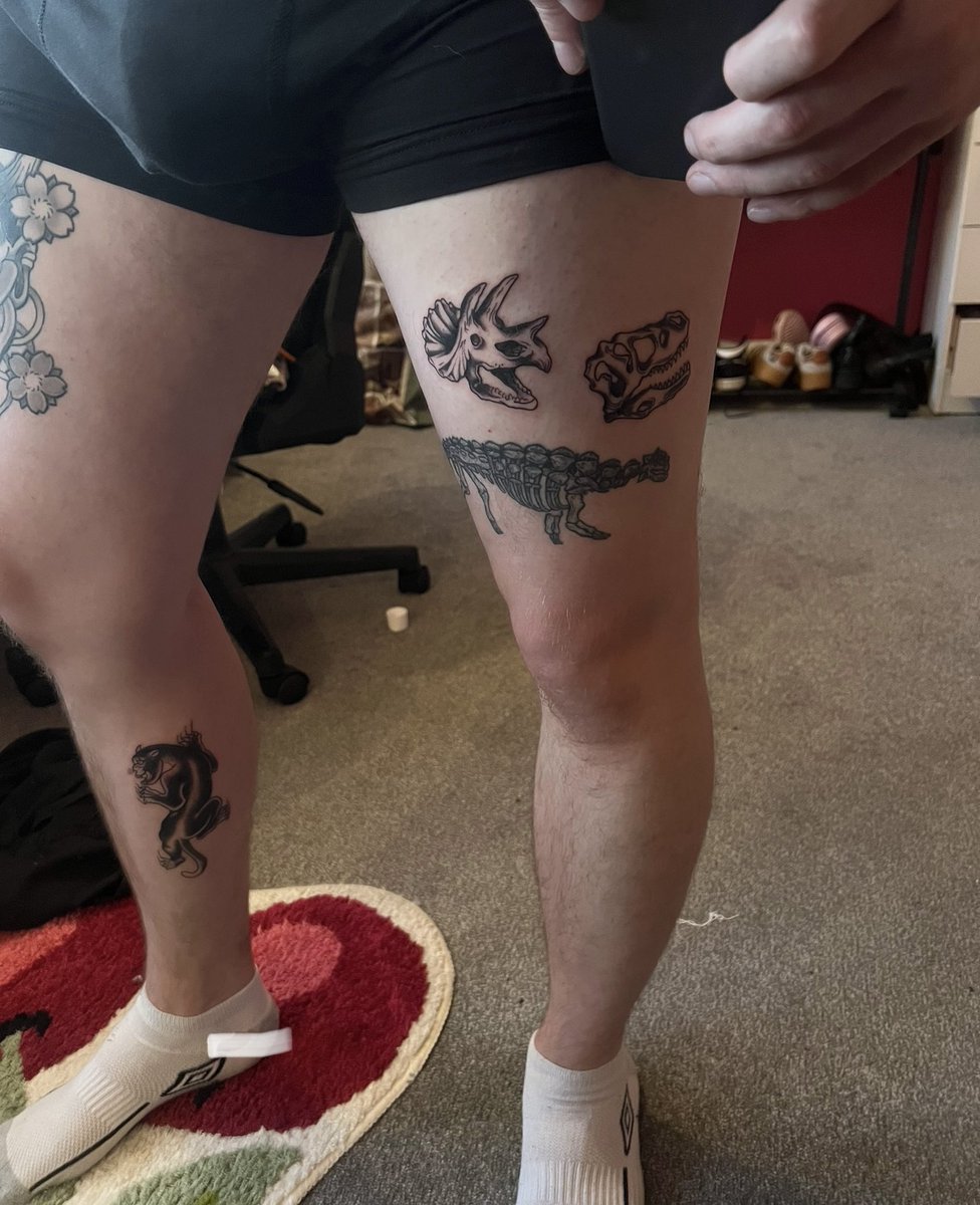 ThatSadBrit's tweet image. I got some random tattoos the other day so I’m temporarily happy again