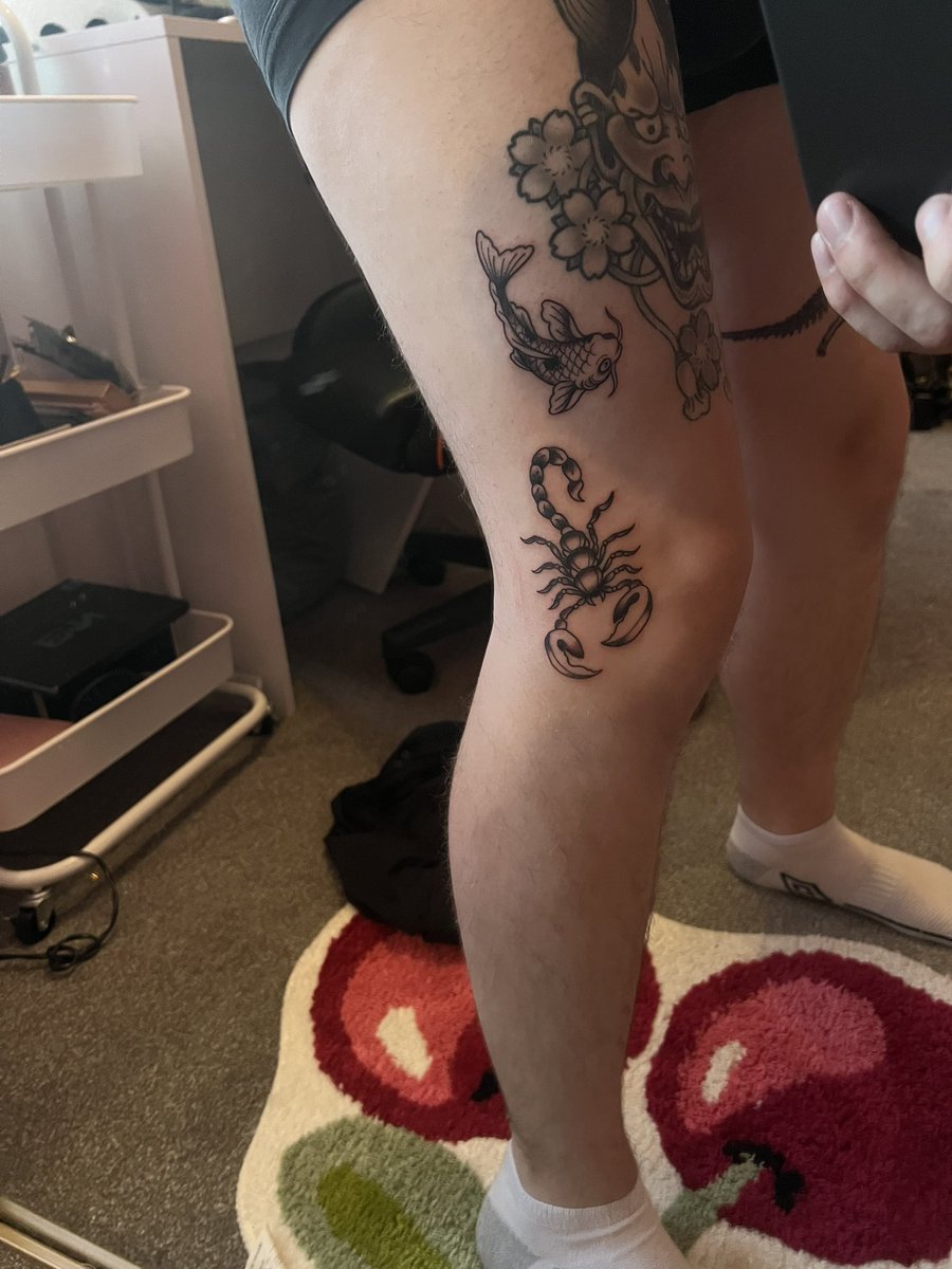 ThatSadBrit's tweet image. I got some random tattoos the other day so I’m temporarily happy again