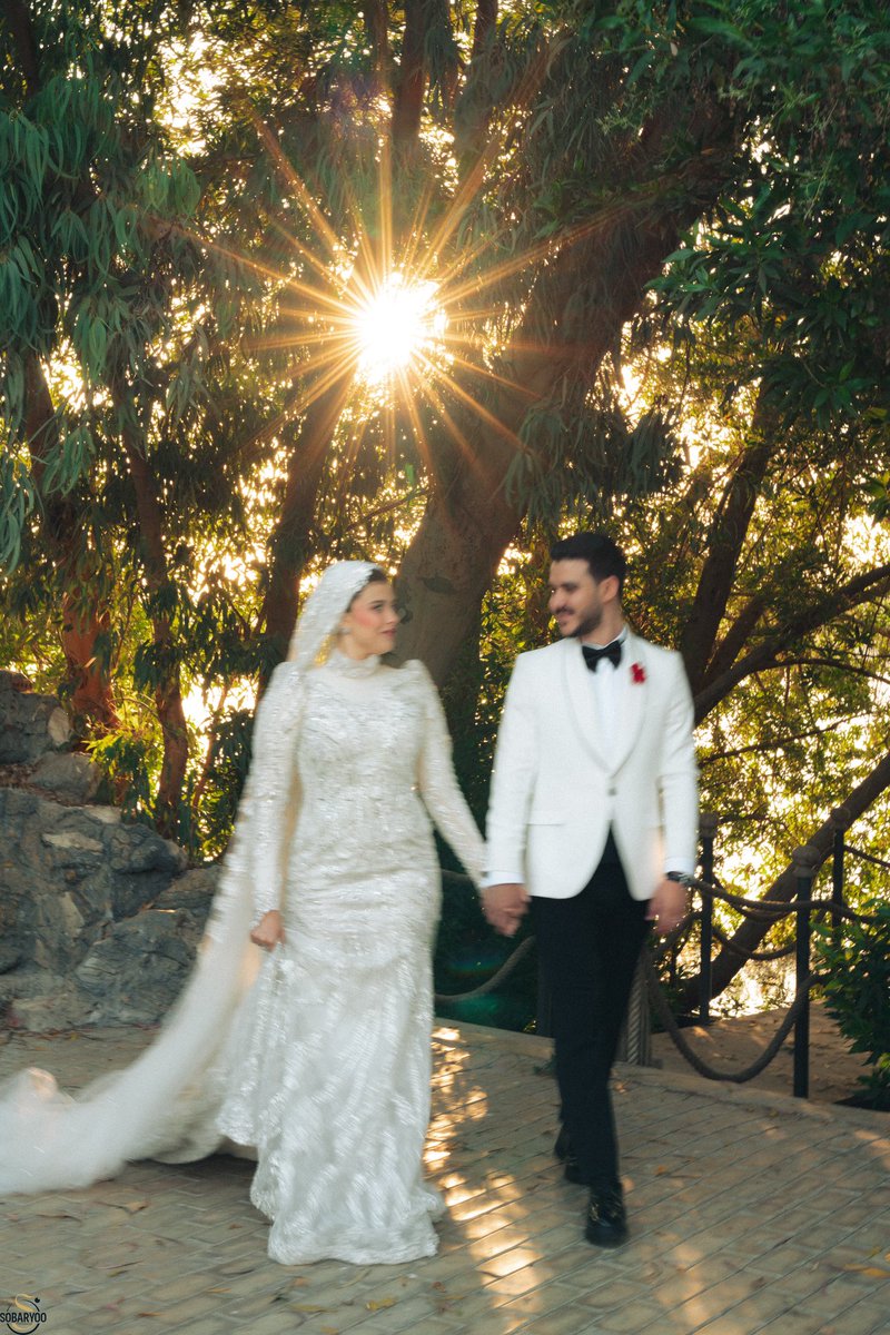 Roaaeladl2's tweet photo. 👰🏻‍♀️ &amp; 🤵🏻‍♂️ https://t.co/t0oVg4IkZi