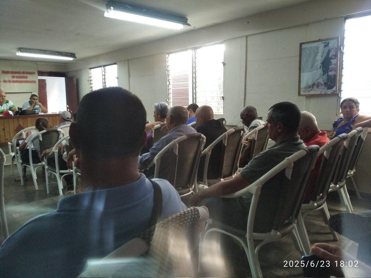 Se realiza en #MinasEn26 reunión de análisis de las obras propuestas en saludo al 26 de Julio🇨🇺 #ElTrabajoNoSeDetiene
#Camagüey