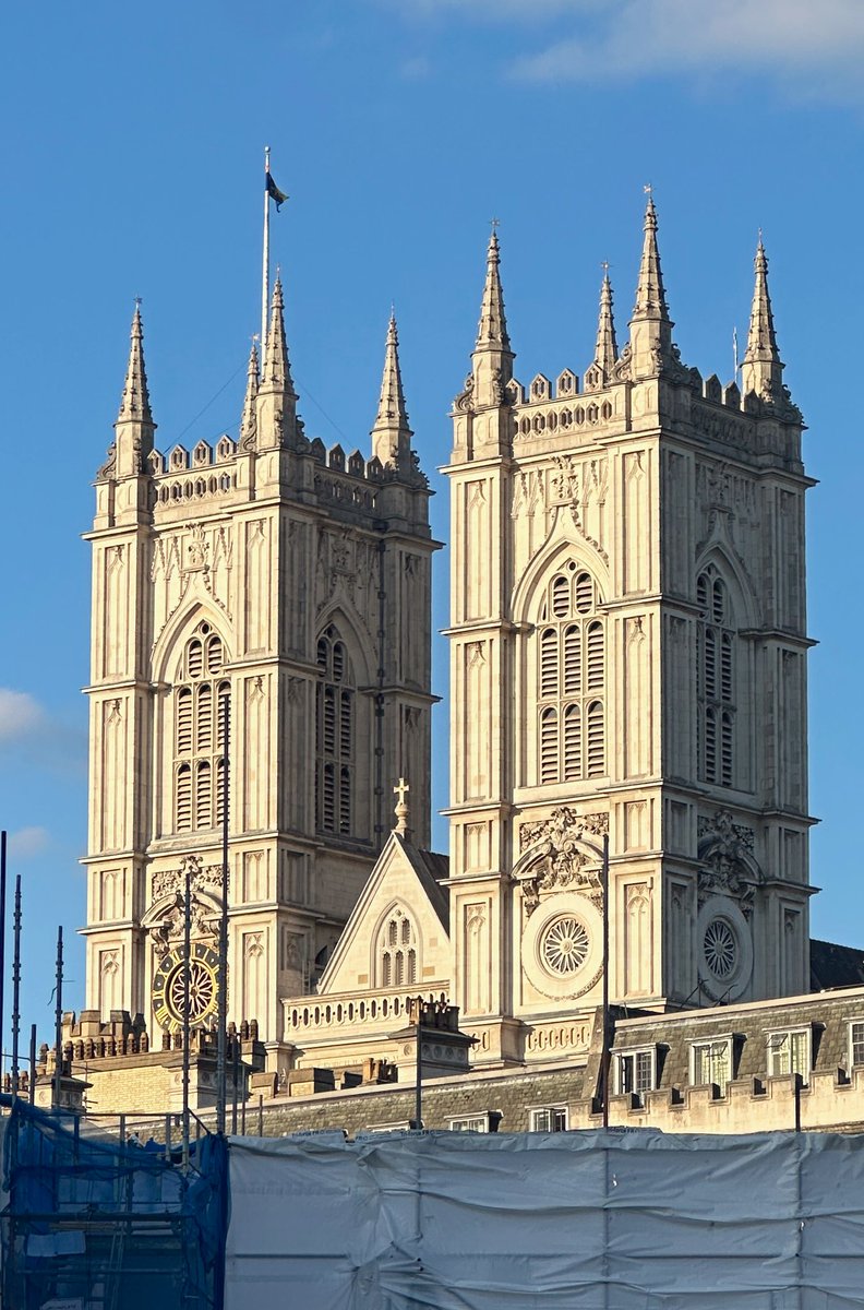 c_k_lynch's tweet image. Westminster Abbey this evening