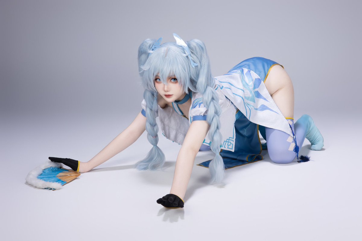 小雀雀
#少女前线 #翠雀媚 #pa15 #芙洛伦 #cosplay