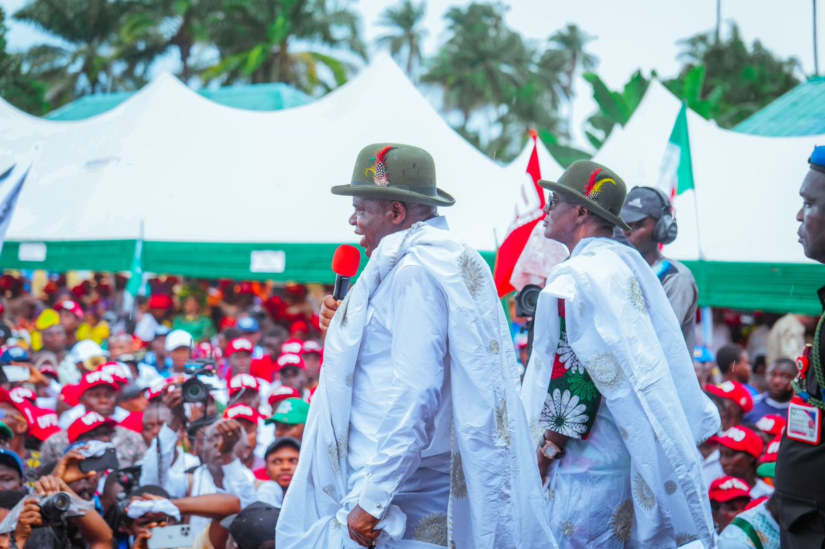 govdouyediri's tweet image. Our Thank You Tour To Sagbama LGA!

The reception at Sagbama town today during our thank you tour to the Local Government Area was loud and huge. 

I appreciate the traditional and political leaders from the various constituencies, the stakeholders at different levels and our…